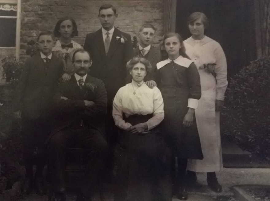 Appendix D :: Pontings-family-history
